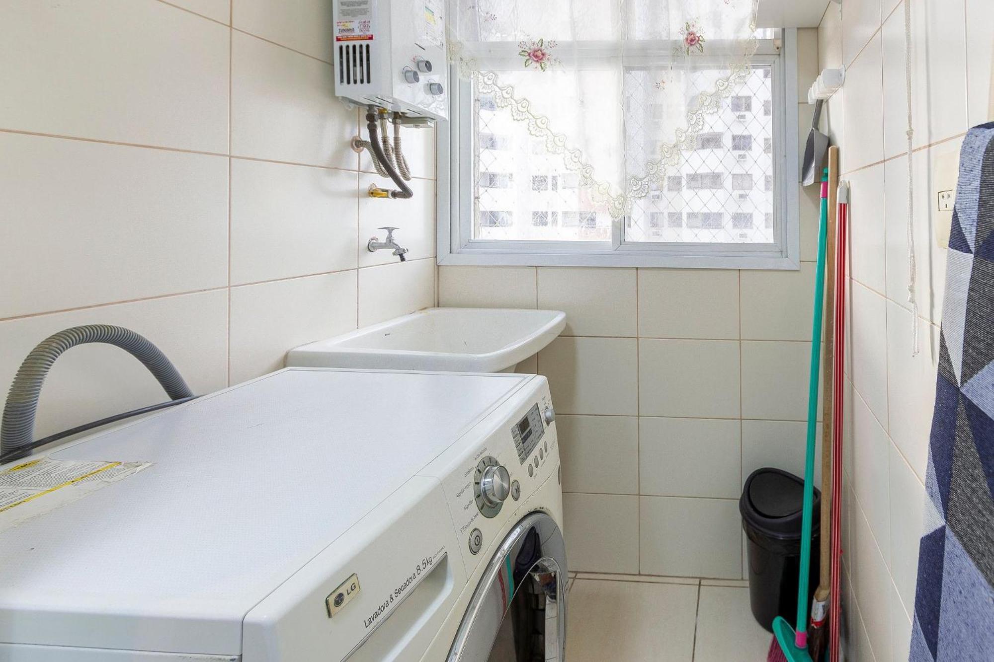 Apartamento Lazer Completo Na Barra: Piscina, Sauna E Mar *