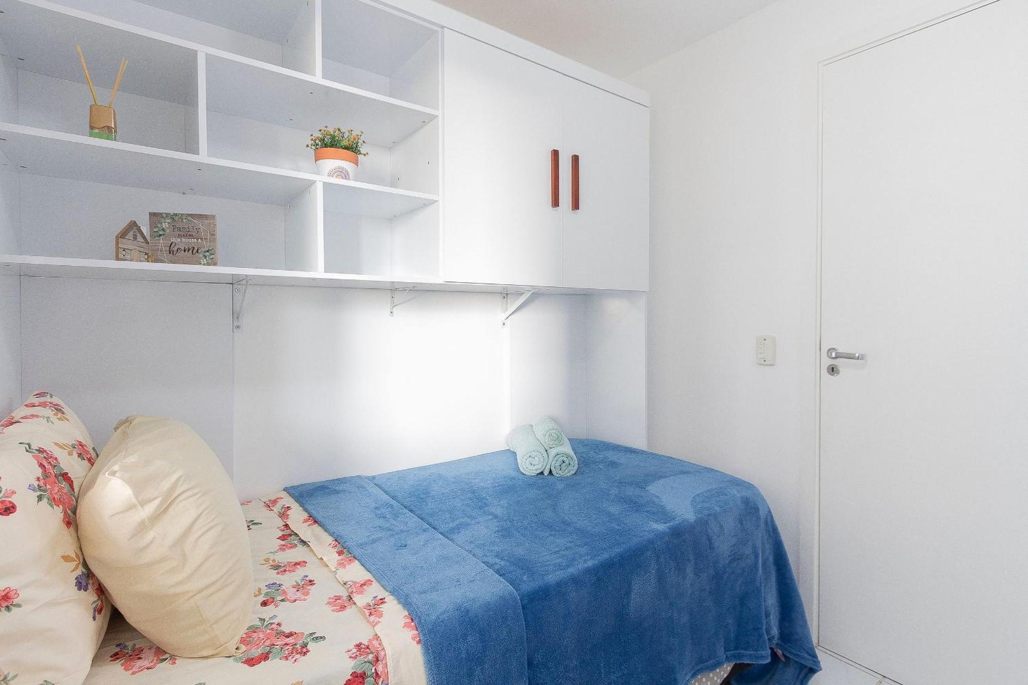 Apartamento Lazer Completo Na Barra: Piscina, Sauna E Mar *